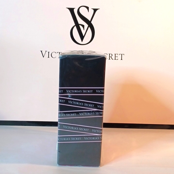 V.S  BOMBSHELL - Picture 2 of 4